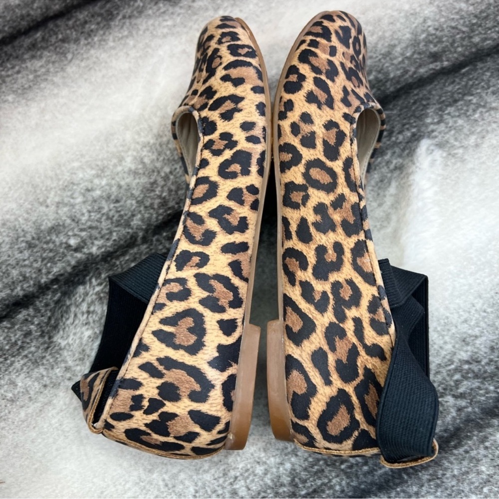 Elephantito Melissa Leopard Print Suede Flats - Picture 4 of 8